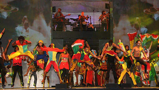 Afrika! Afrika! Premiere am 07.03.2014 in der Olympiahalle München. André Hellers neu inszeniertes „Afrika! Afrika!“ - letztmals zu Gast in München vom 07.03.-11.03.2014 (©Foto: Veranstalter)